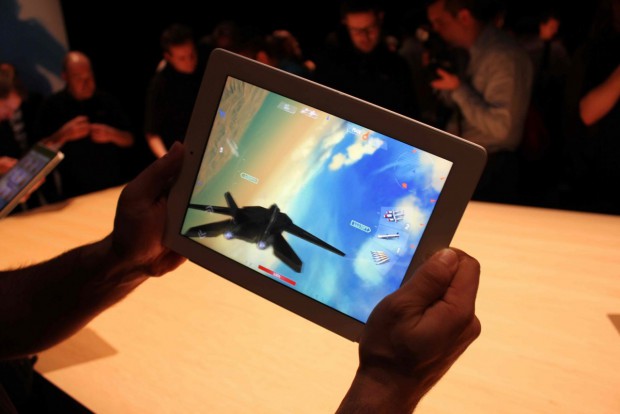 Hands on mit dem iPad 3 (Foto: Florian Weidhase/SFT)